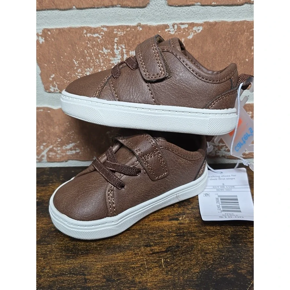 Carters‎ Infant Walking Shoes-Size 3 Months-Brown Lip On Hook And Loop Closure